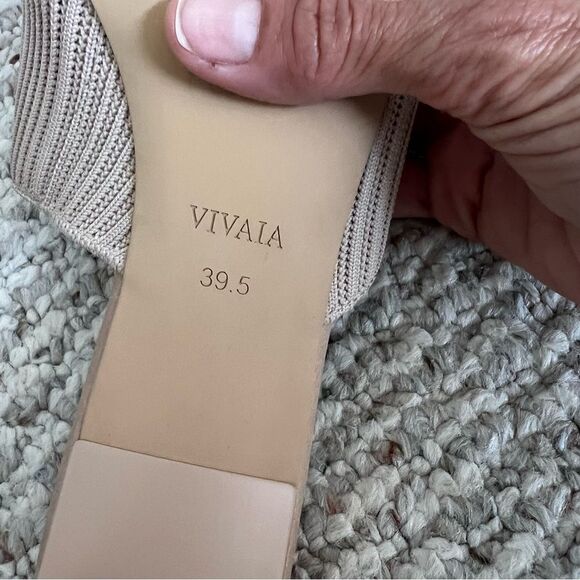 Vivaia Square-Toe Block Heel Sandals - Picture 7 of 16